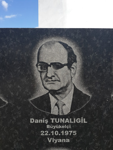 Daniş Tunalıgil Memorial