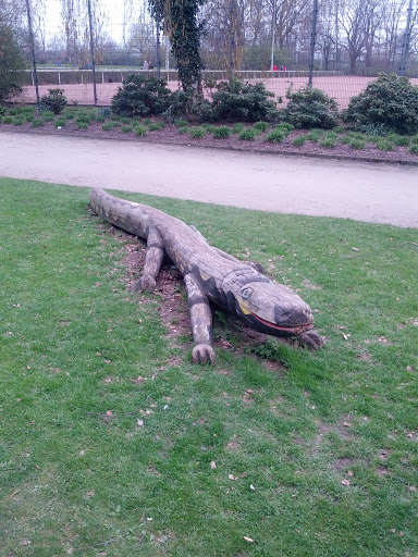 Krokodil im Höschpark