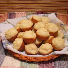 Mini White Hat Muffins