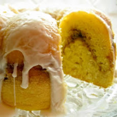 Honey Bun Cake