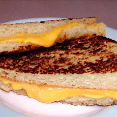 Best Au Gratin Potato Bread (Baked in Bread Machine)