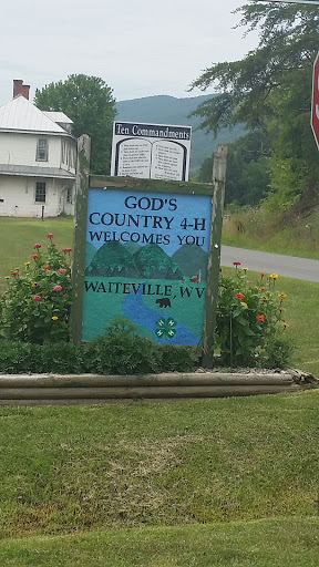 God's Country 4-H Sign