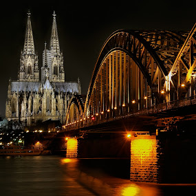 Night crossing by Gabriel Catalin - Buildings & Architecture Bridges & Suspended Structures