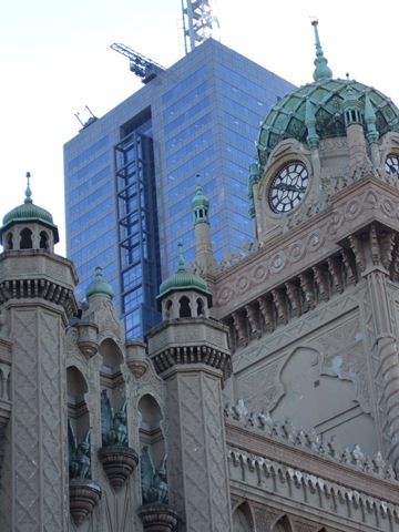 [2008_0805melbourne0085[2].jpg]