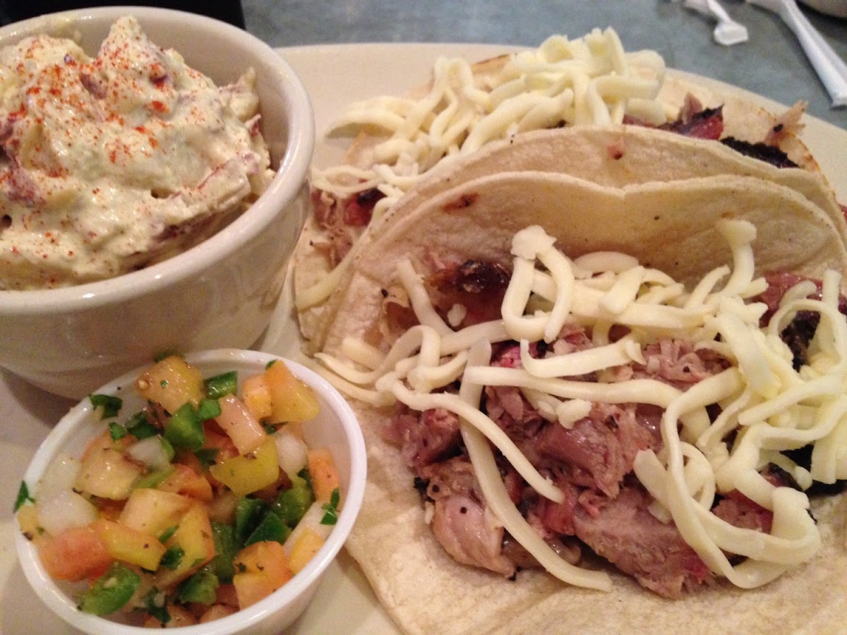 Pulled pork lunch special with corn tortillas