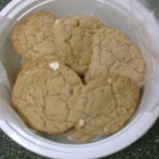 Crispy Orange-Almond Cookies
