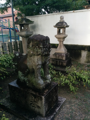 碓井神社　狛犬