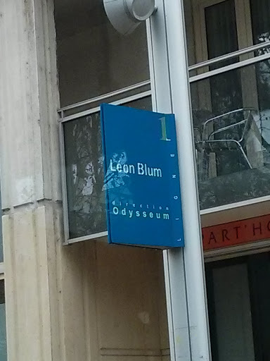 Station Léon Blum