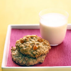 Oatmeal-Apricot Cookies
