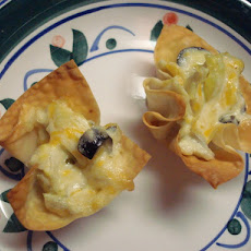 Cheesy Artichoke Cups