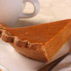 Whole-Grain Pie Crust with LIBBY'S® Famous Pumpkin Pie Filling