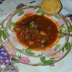 Hearty Beef and Vegetable Soup With Mushrooms