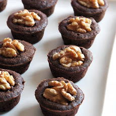 Chocolate-Zucchini Cakes with Walnuts