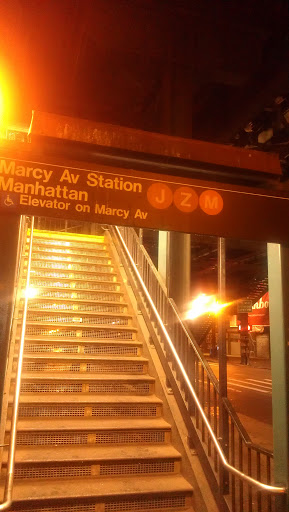 Marcy Av Train Station