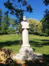 Buste De Victor Hugo