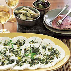 Spicy Marinated Mozzarella with Oregano and Capers