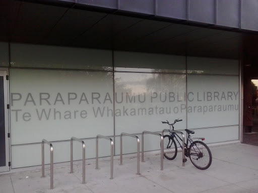 Paraparaumu Library 