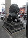 上海老街左銅獅