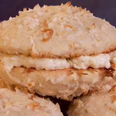 Coconut Whoopie Pies