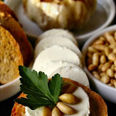 Roasted Garlic Crostini
