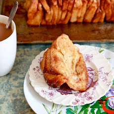 Cinnamon Sugar Pull Apart Bread