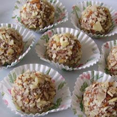 Raspberry Fudge Balls