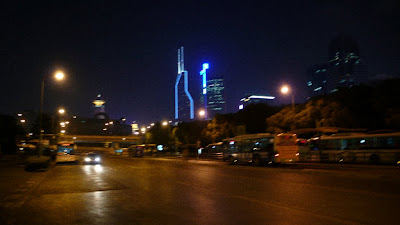 http://lh4.ggpht.com/DigitaLuxury/SCxaecMqbJI/AAAAAAAAAZg/xnSxNCw5wFM/s400/L1000240.JPG