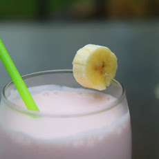 Lacy's Strawberry Protein Smoothie
