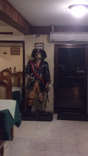 Escultura De Pirata