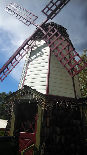 Windmill Conner Inn -  Windmill 