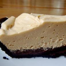 Black-Bottom Peanut Butter Mousse Pie