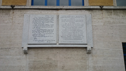 Valenza -  Monumento Ai Caduti
