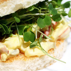 French in a Flash: Saffron Lobster Tea Sandwiches