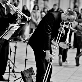 by Dainius Ščiuka - Portrait & People Musicians & Entertainers