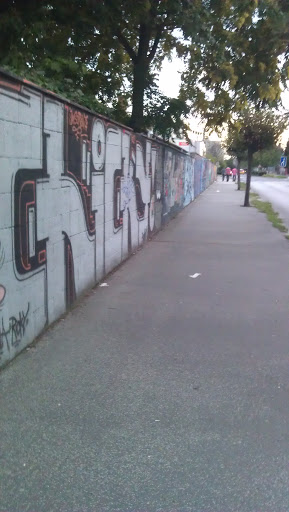 Grafitty Wall, 