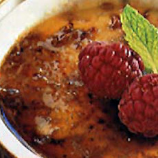 Vanilla Crème Brûlée with Raspberries