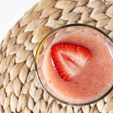 Strawberry and Cantaloupe Agua Fresca with Thyme