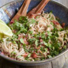 Noodles with Kale and Spicy Rhubarb Sauce