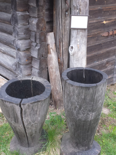 2 Wood Bowl