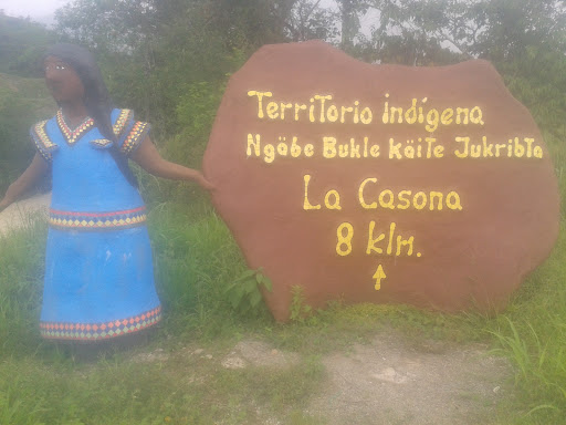 Escultura Indígena La Casona