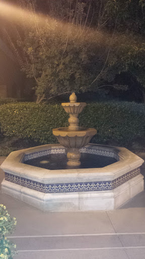 Calabasas Fountain Head