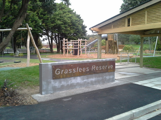 Grasslees Reserve Play Area