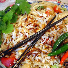 Thai Coconut Rice Noodles With Chicken