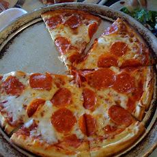 California Crumbling Coliseum Pizza Pie