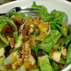 Mama Vi's Spinach Salad With Curry and Chutney Dressing