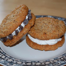 Frozen Apple-Oatmeal Sandwiches