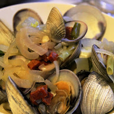 Clams in Spicy Lemon Bath