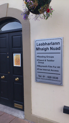 Leabharlann Mhaigh Nuad