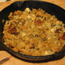 Apple Bread Skillet Stuffing