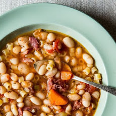 Pasta Fagioli-Hearty Bean Soup